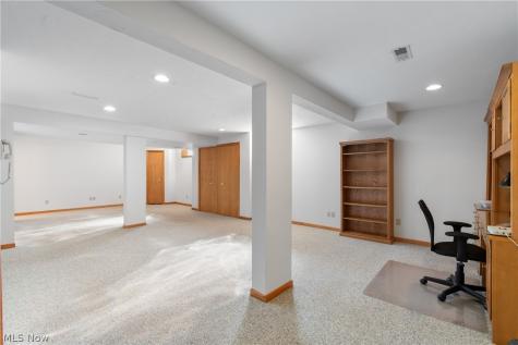 1315 Fieldcrest Drive Wadsworth OH 44281