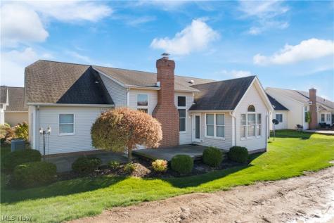 1315 Fieldcrest Drive Wadsworth OH 44281