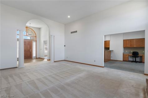 1315 Fieldcrest Drive Wadsworth OH 44281