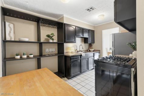 12900 Lake Avenue Lakewood OH 44107