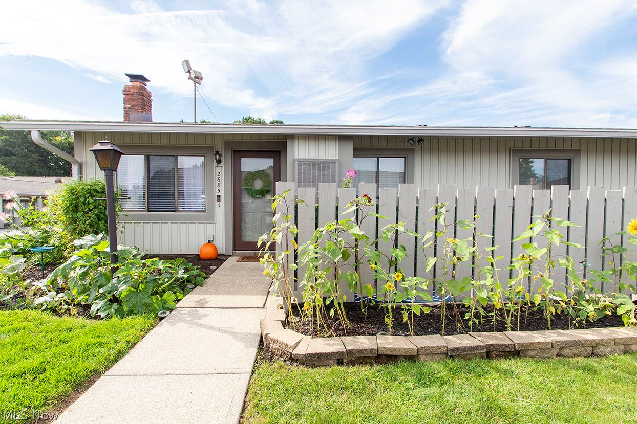 Copley OH, 2685 Mull Avenue, Unit 16A