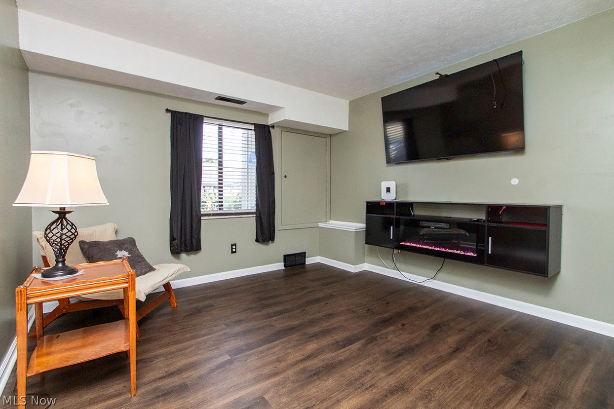 2685 Mull Avenue Copley OH 44321