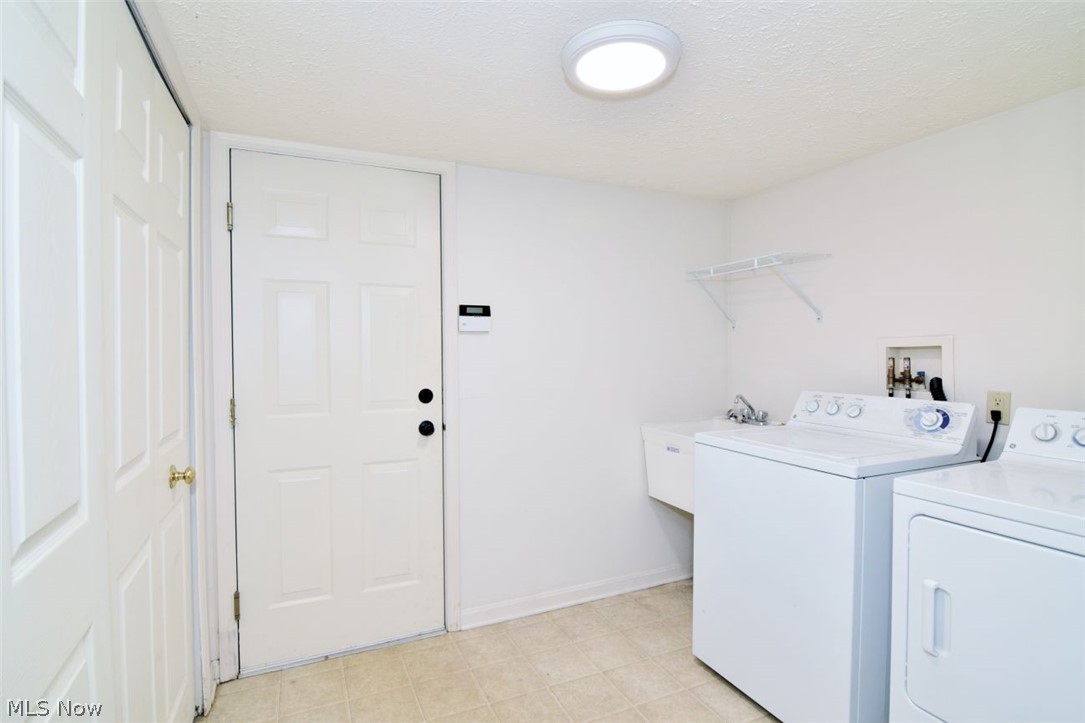 4432 Sexton Road Cleveland OH 44105