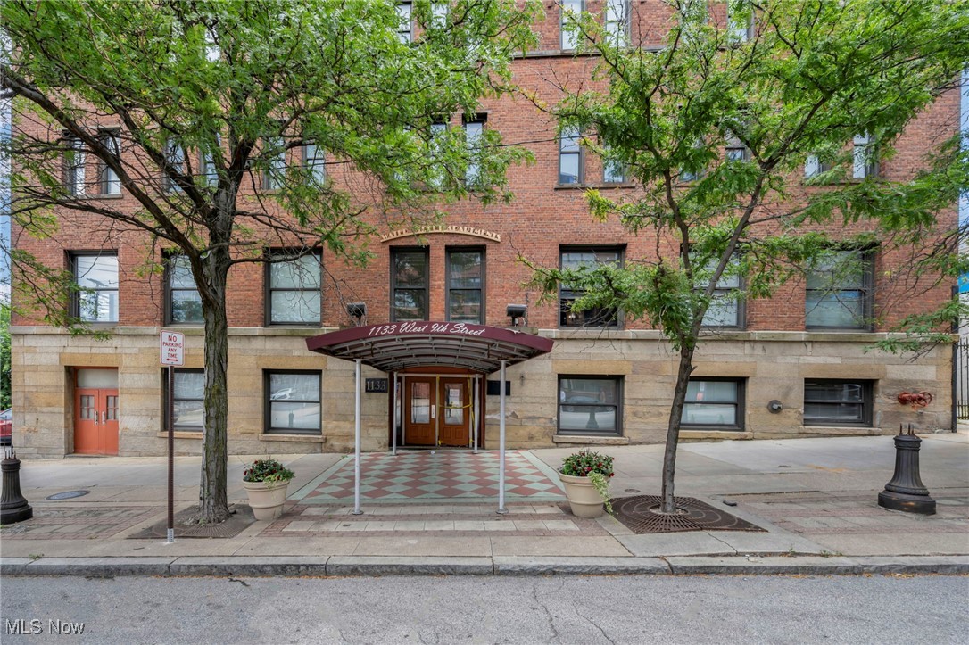 1133 W 9th Street Cleveland OH 44113
