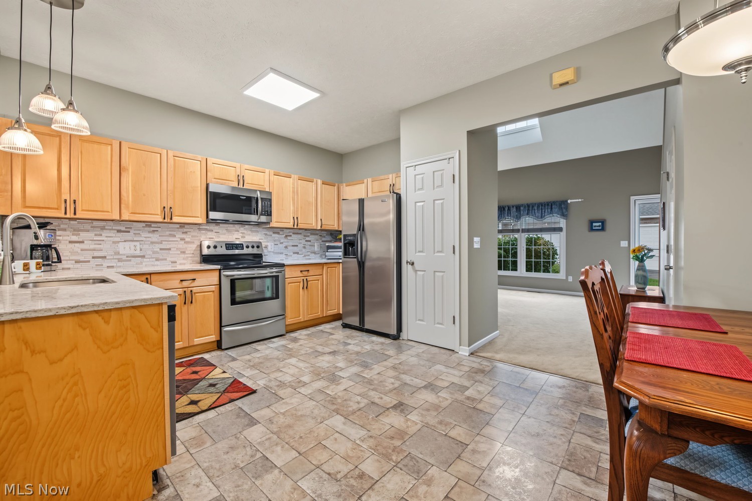 2056 Jennifer Street Akron OH 44313