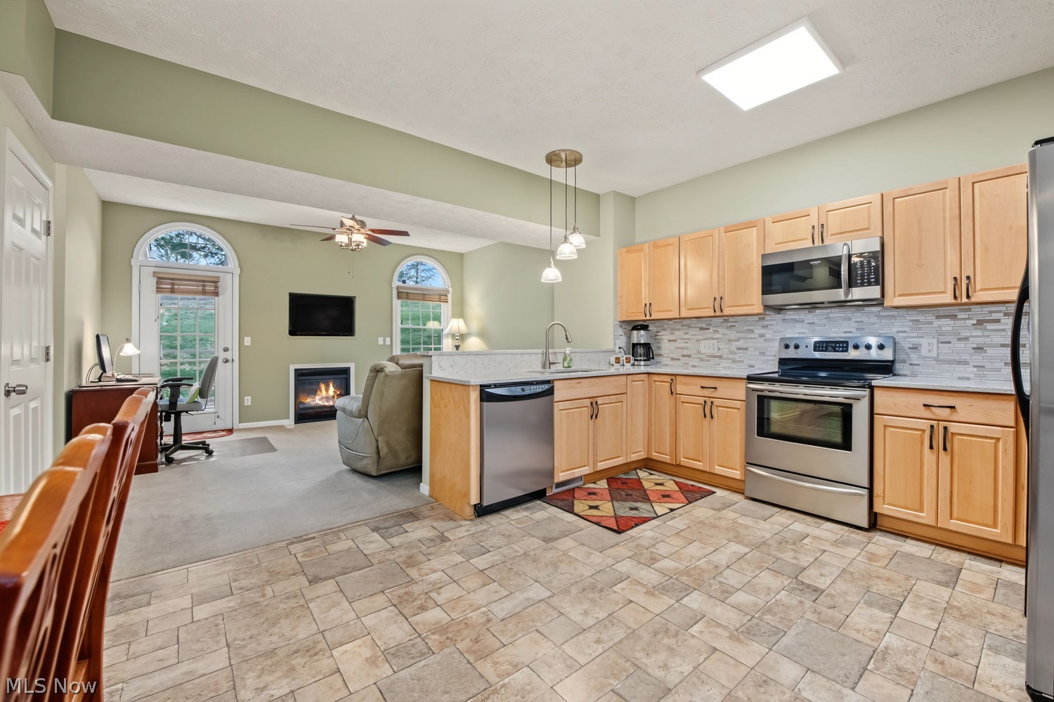 2056 Jennifer Street Akron OH 44313