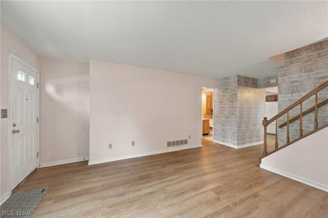 3414 E Prescott Circle Cuyahoga Falls OH 44223