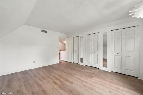 3414 E Prescott Circle Cuyahoga Falls OH 44223