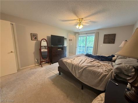 4648 Oak Point Road Lorain OH 44053