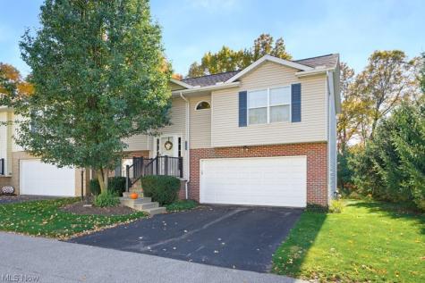 11 River Ridge Lane Munroe Falls OH 44262