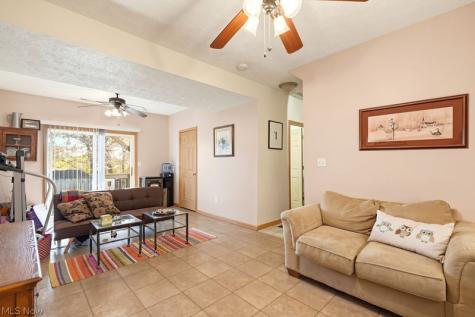 11 River Ridge Lane Munroe Falls OH 44262