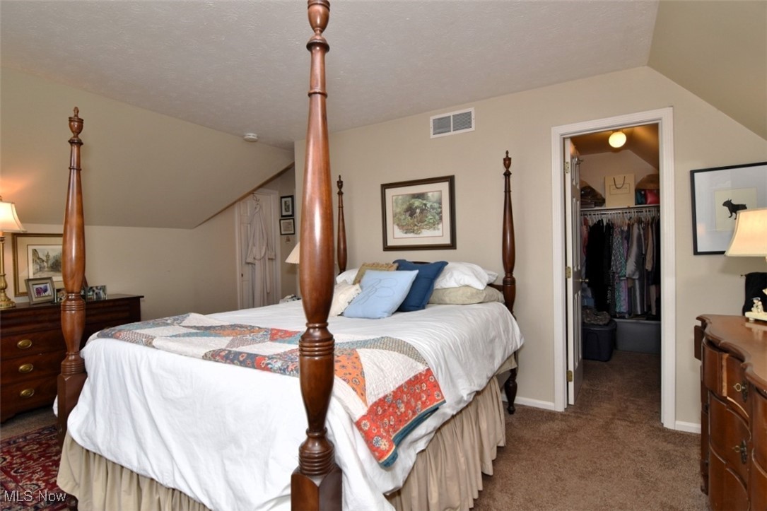 47 Cleveland Street Chagrin Falls OH 44022