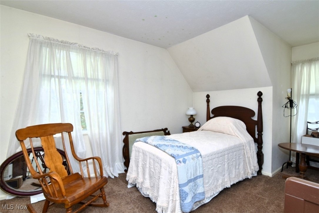 47 Cleveland Street Chagrin Falls OH 44022