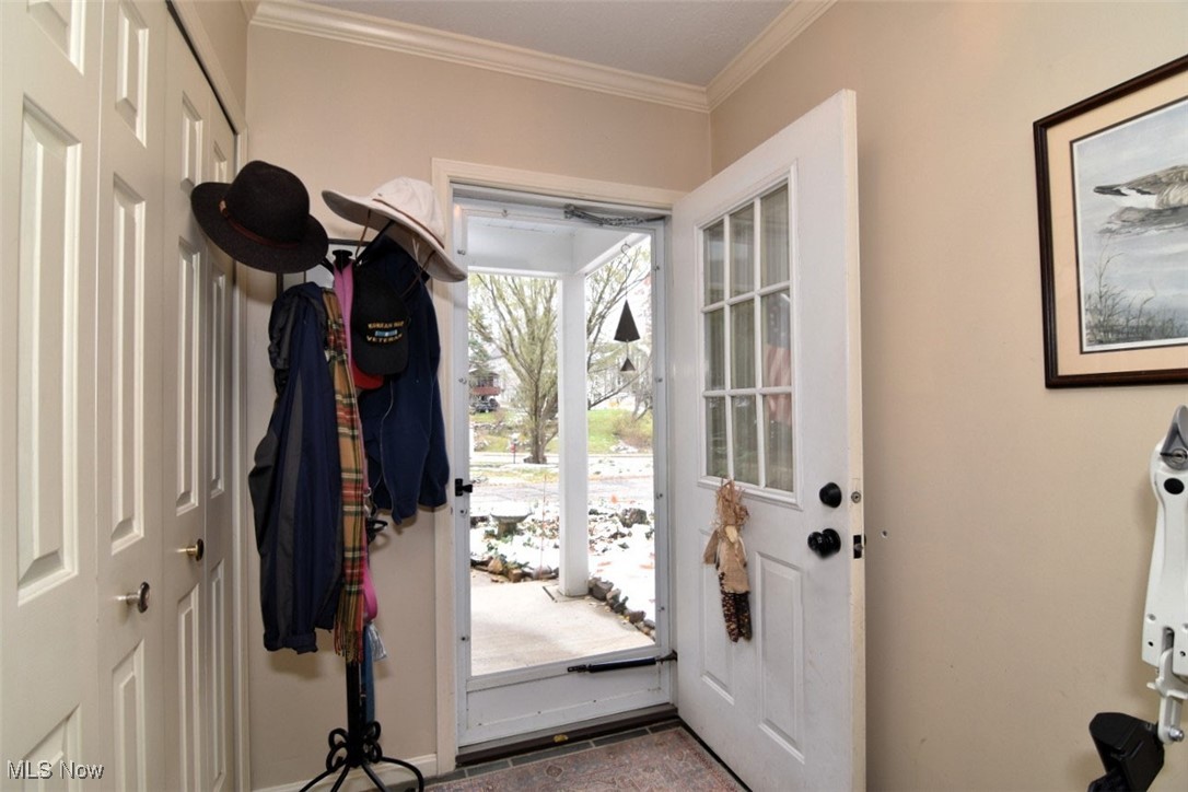 47 Cleveland Street Chagrin Falls OH 44022