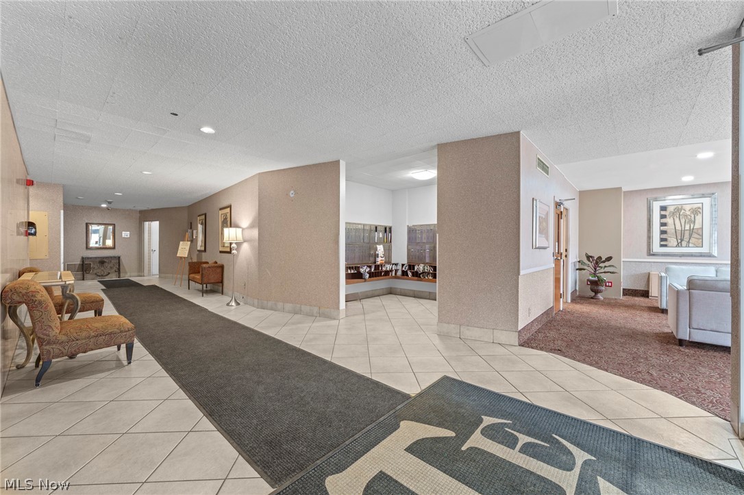 12520 Edgewater Drive Lakewood OH 44107