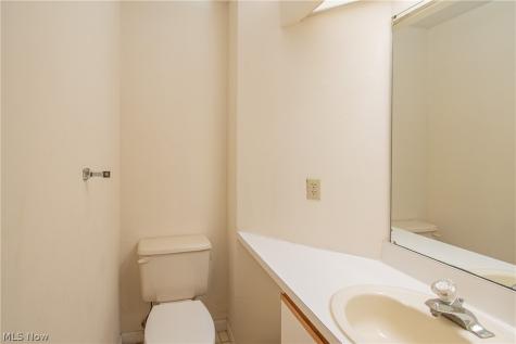 3765 Lake Run Boulevard Stow OH 44224