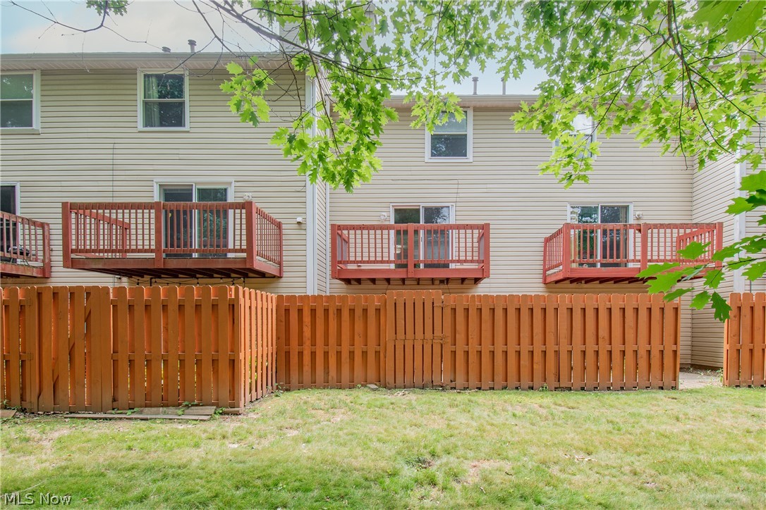 3765 Lake Run Boulevard Stow OH 44224