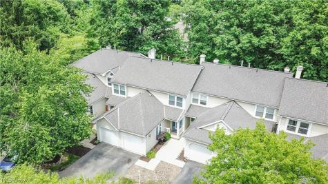 3765 Lake Run Boulevard Stow OH 44224