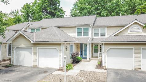 3765 Lake Run Boulevard Stow OH 44224