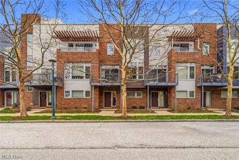 1245 W 75th Street Cleveland OH 44102