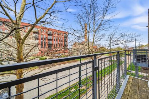 1245 W 75th Street Cleveland OH 44102