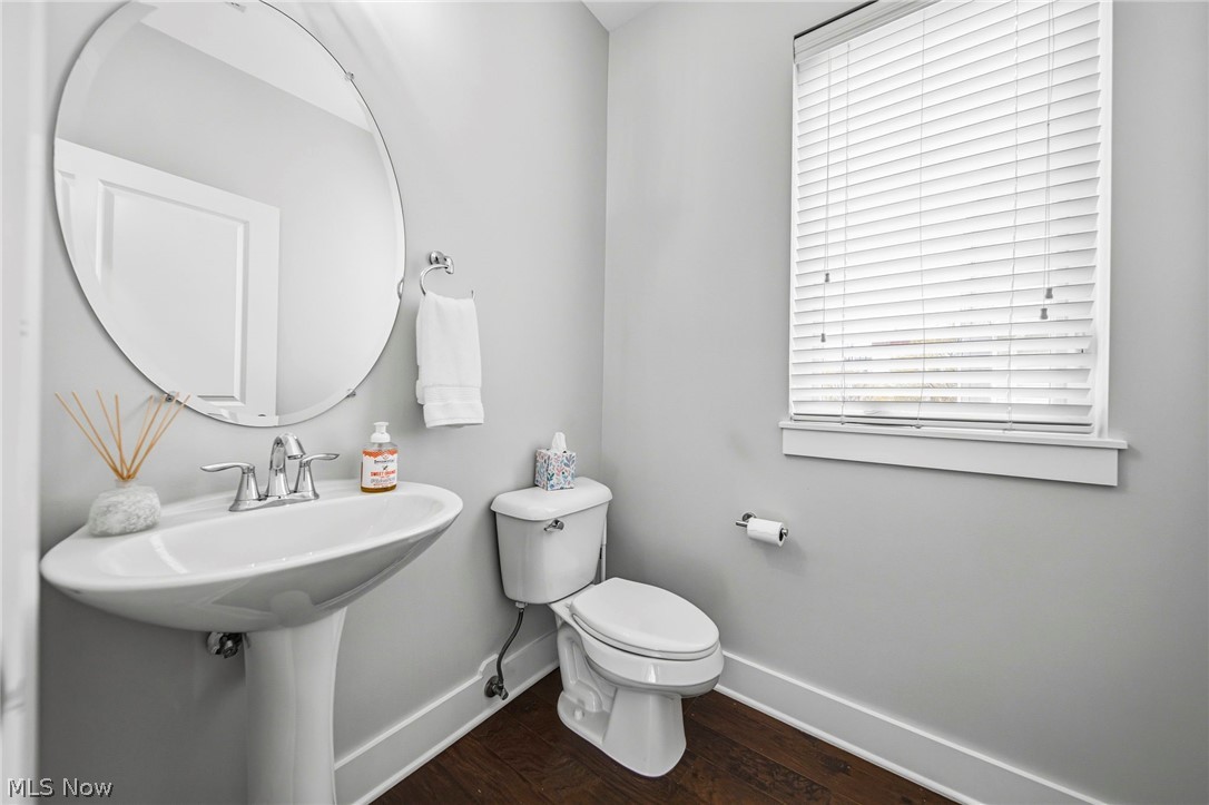 1245 W 75th Street Cleveland OH 44102