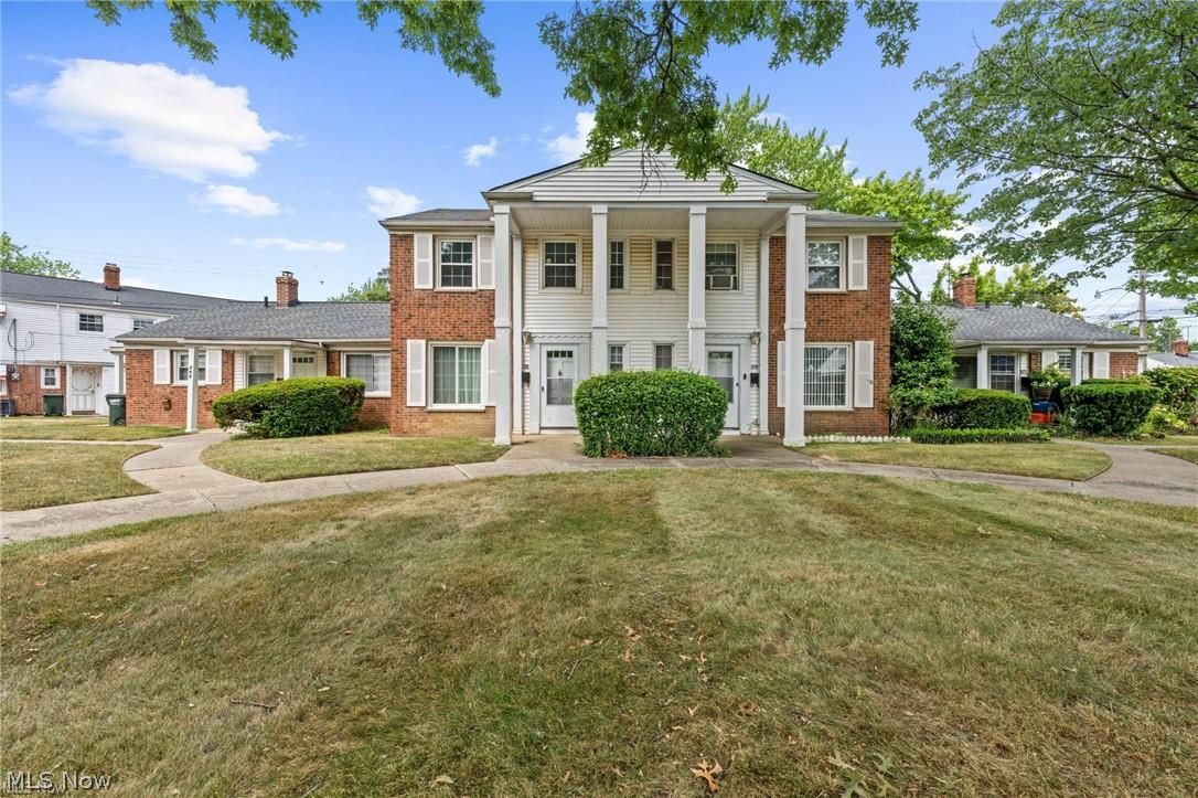 296 E 235th Street Euclid OH 44123