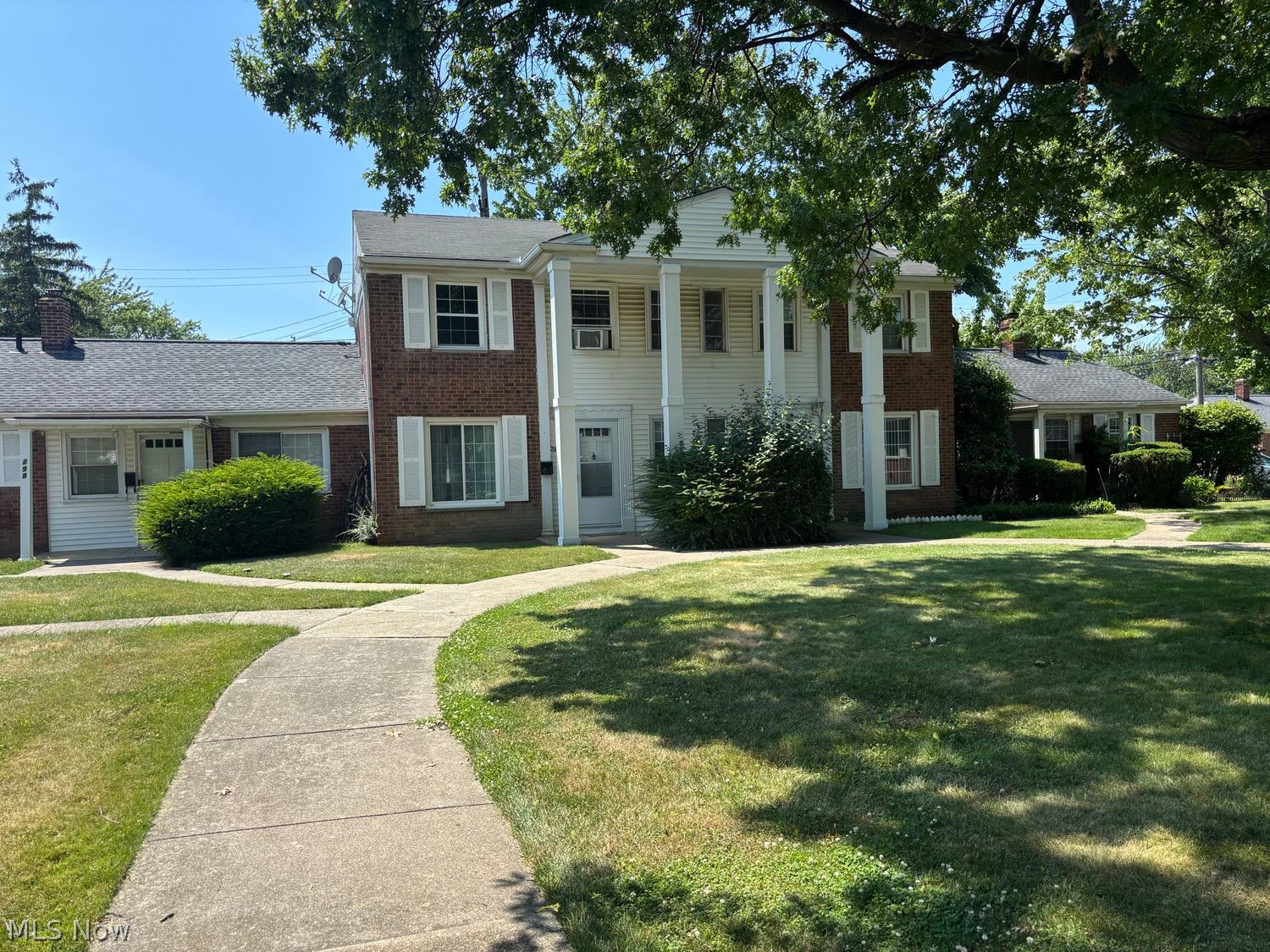 296 E 235th Street Euclid OH 44123