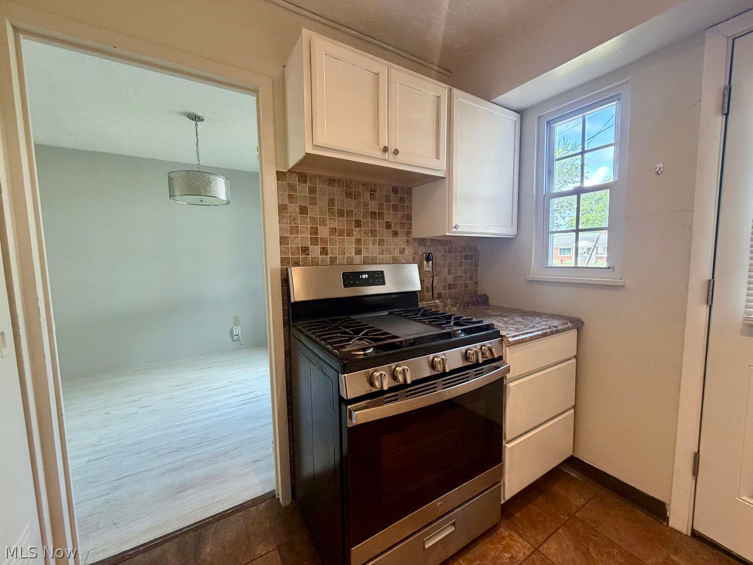 296 E 235th Street Euclid OH 44123