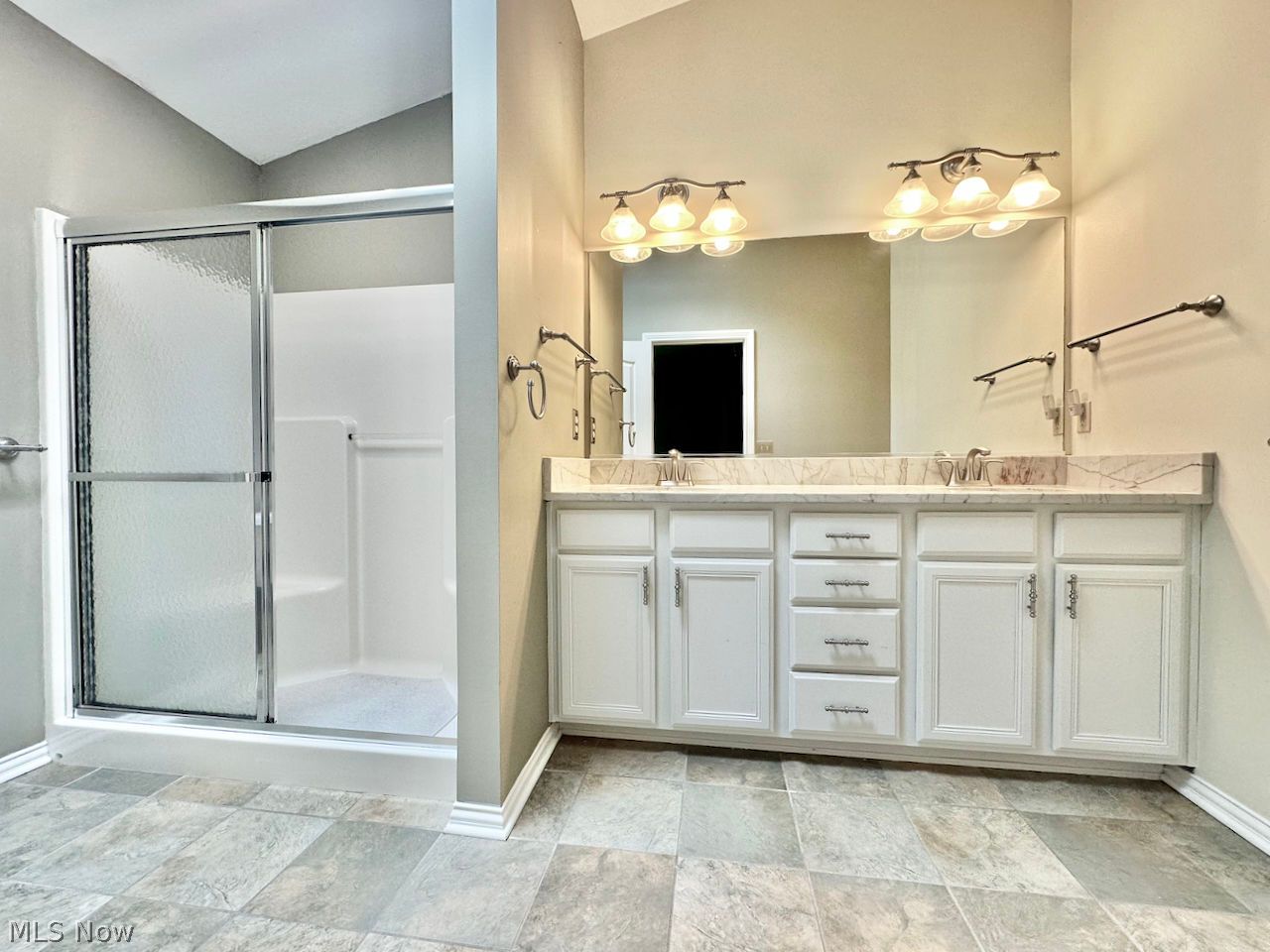 1070 Somerset Lane Aurora OH 44202
