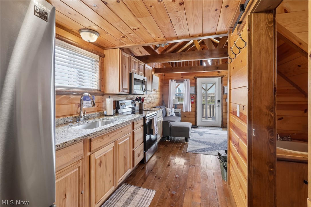 5919 Lake Road W Ashtabula OH 44004