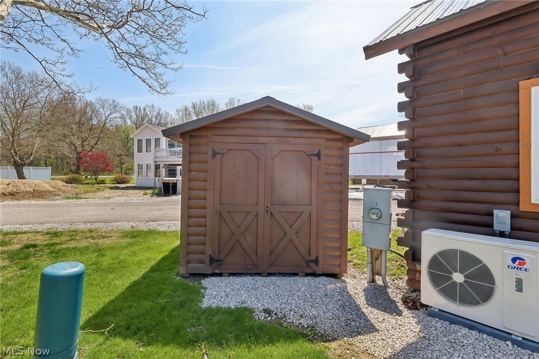 5919 Lake Road W Ashtabula OH 44004