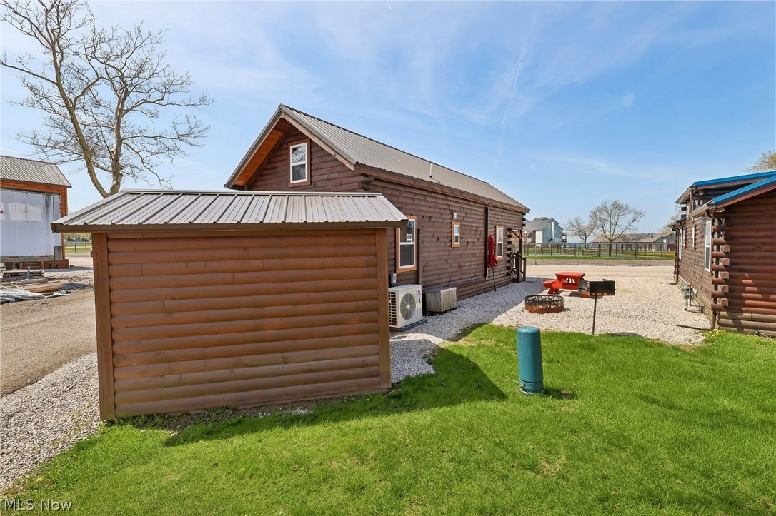 5919 Lake Road W Ashtabula OH 44004