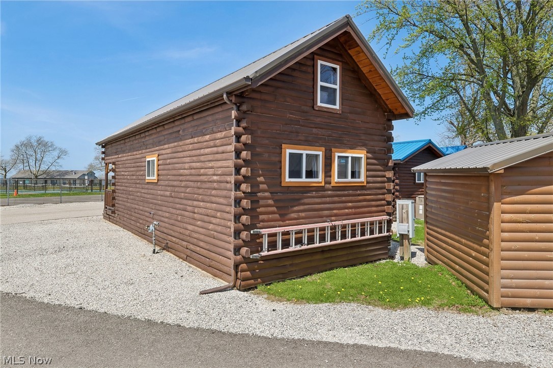 5919 Lake Road W Ashtabula OH 44004