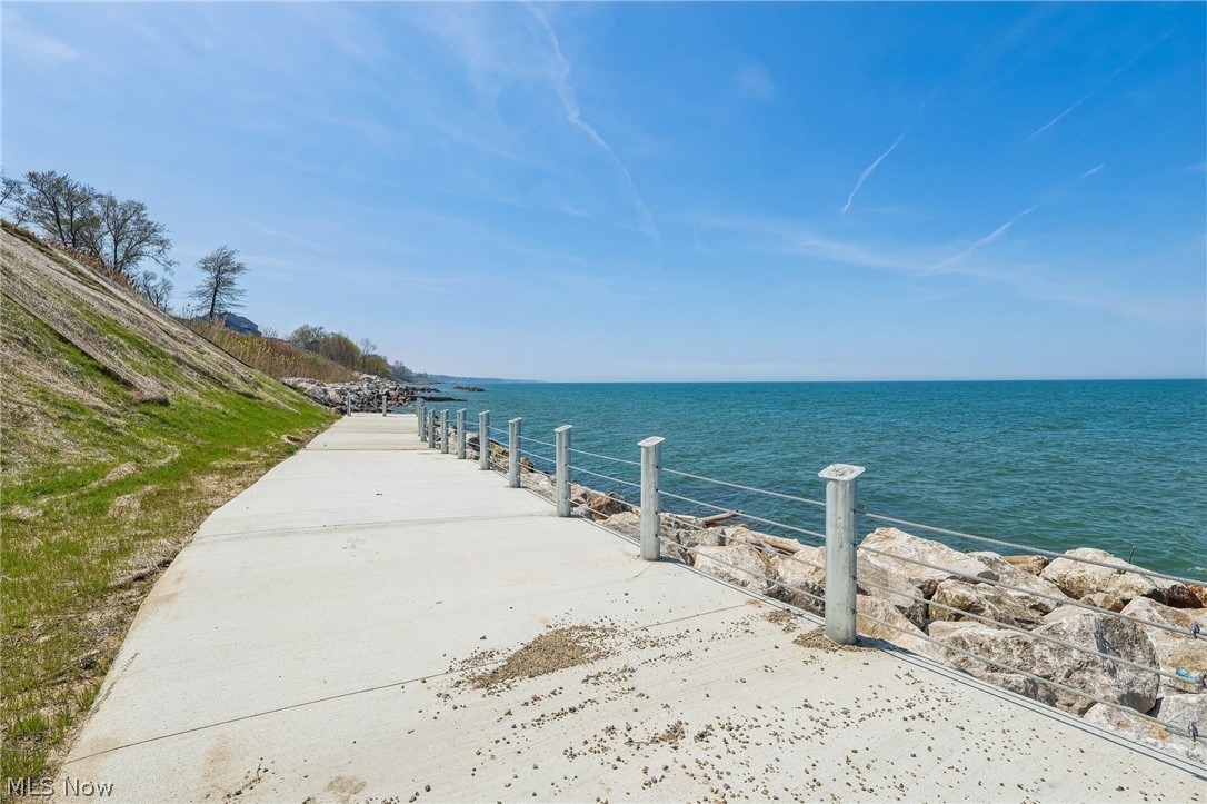 5919 Lake Road W Ashtabula OH 44004