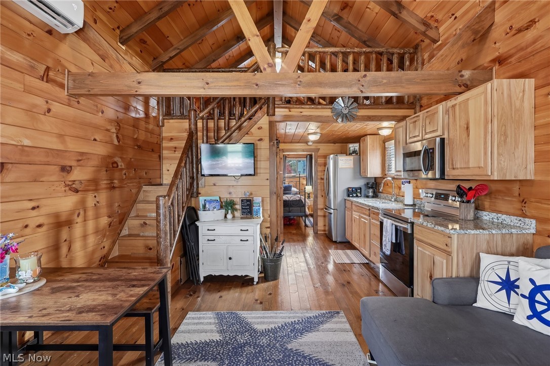 5919 Lake Road W Ashtabula OH 44004