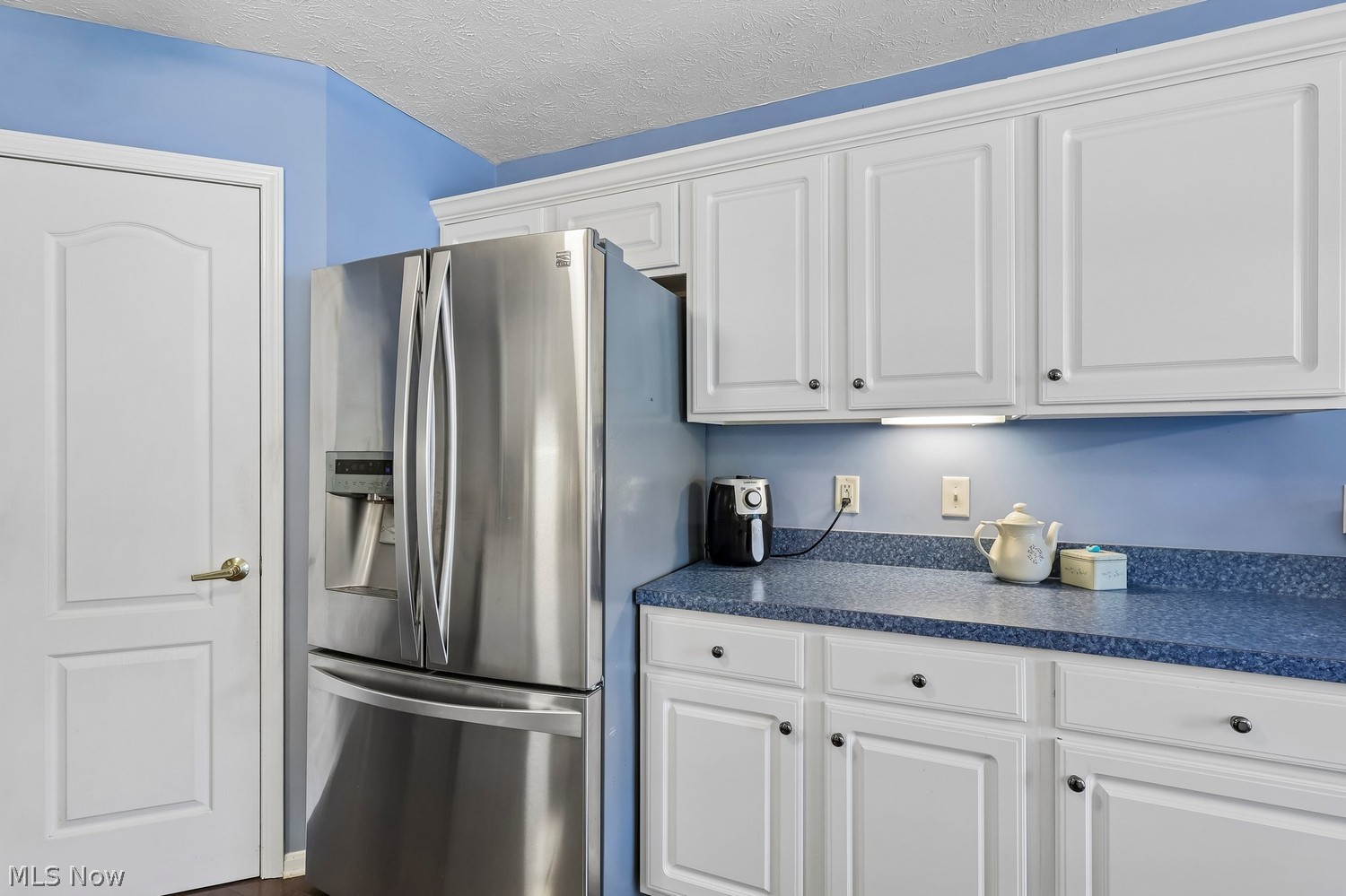 9058 W Windsor Drive W Olmsted Falls OH 44138