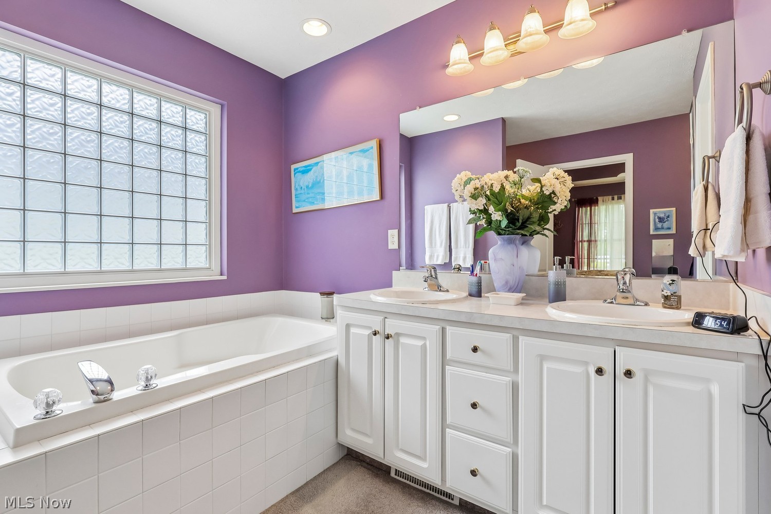 9058 W Windsor Drive W Olmsted Falls OH 44138