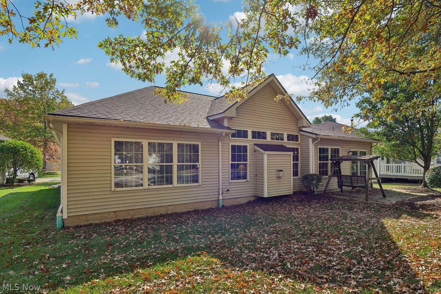 9058 W Windsor Drive W Olmsted Falls OH 44138