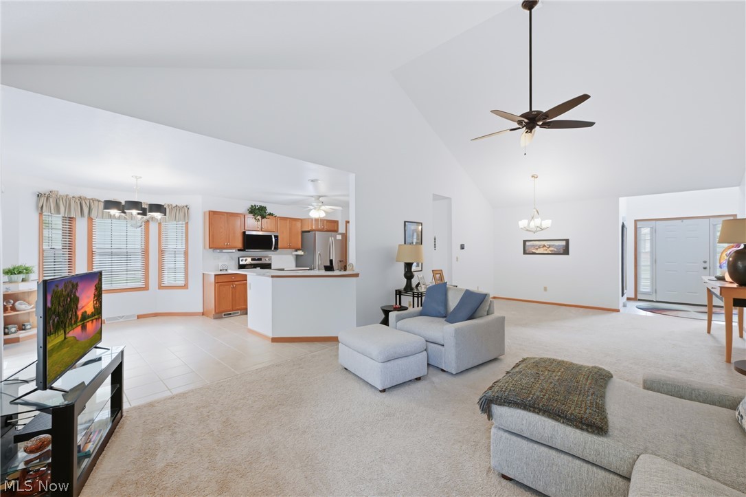 1182 Orchard Bend Drive Salem OH 44460