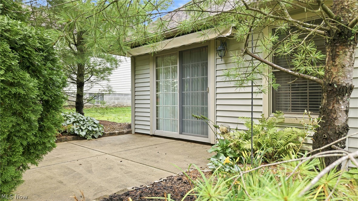 1182 Orchard Bend Drive Salem OH 44460