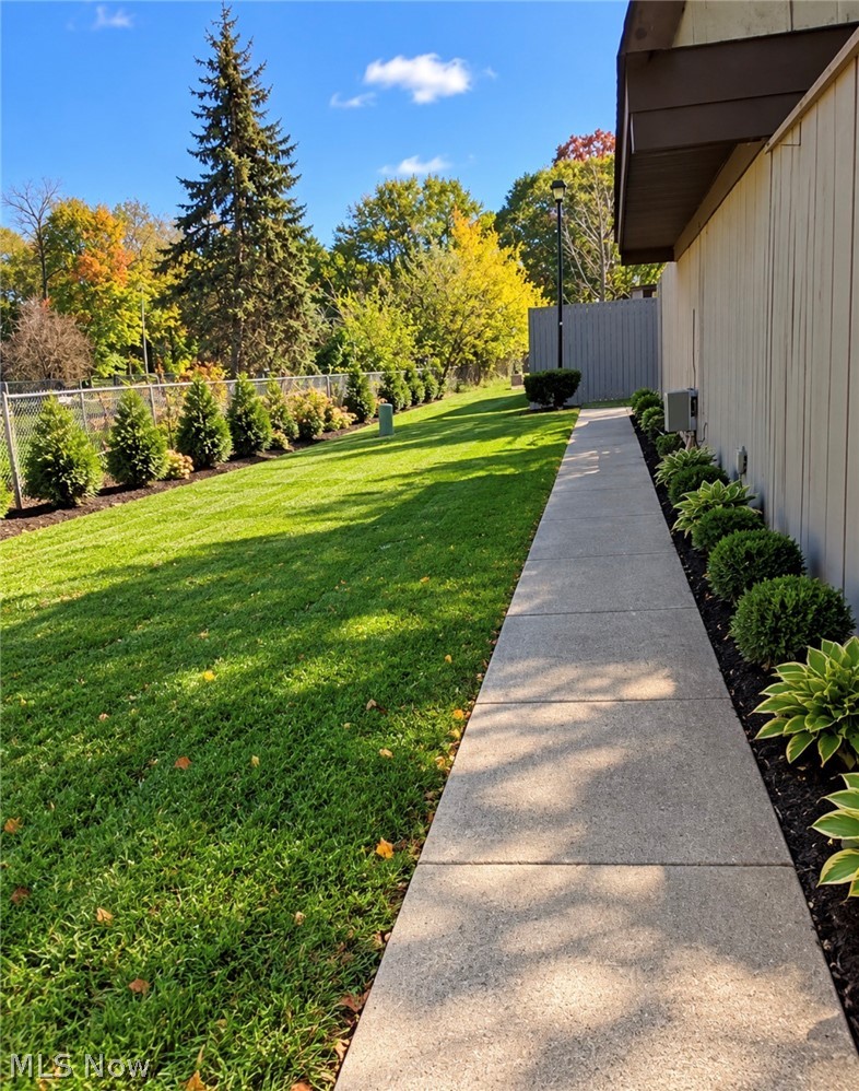 5498 Worth Forest Place E Columbus OH 43229