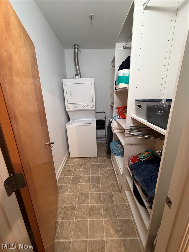 1237 Washington Avenue Cleveland OH 44113
