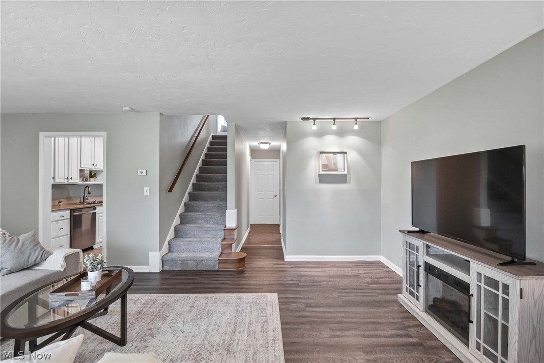 25345 Country Club Boulevard North Olmsted OH 44070