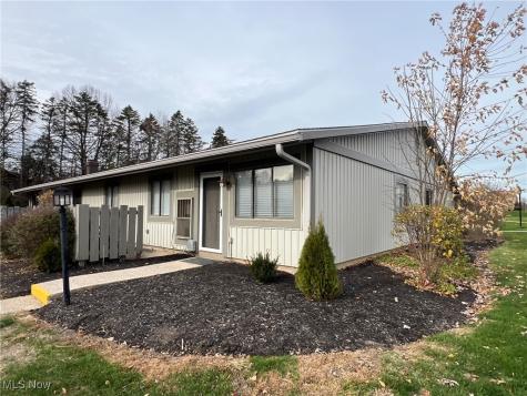 2773 Mull Avenue Copley OH 44321