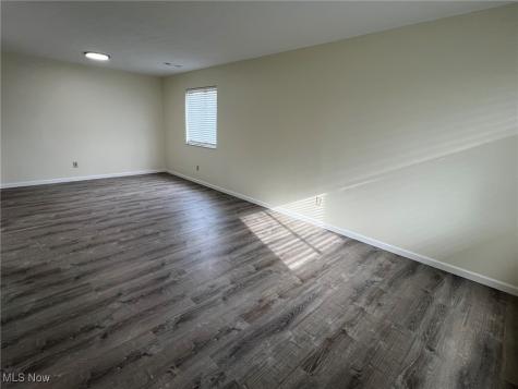 2773 Mull Avenue Copley OH 44321