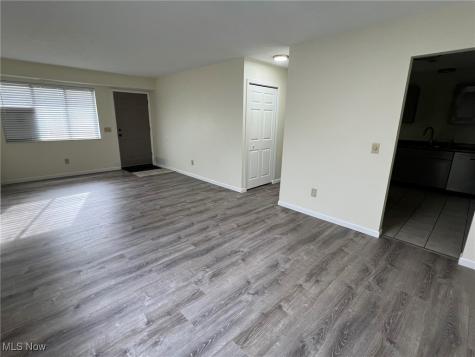 2773 Mull Avenue Copley OH 44321