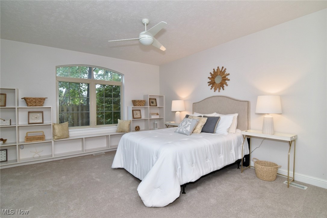 3194 Richmond Road Beachwood OH 44122