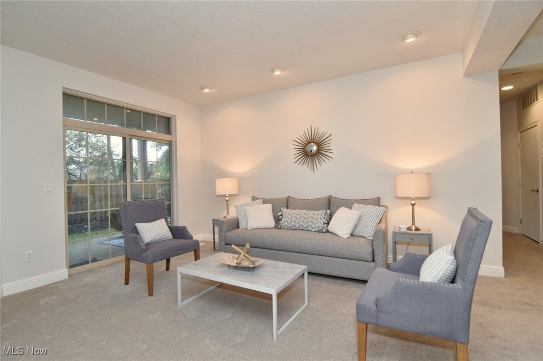 3194 Richmond Road Beachwood OH 44122