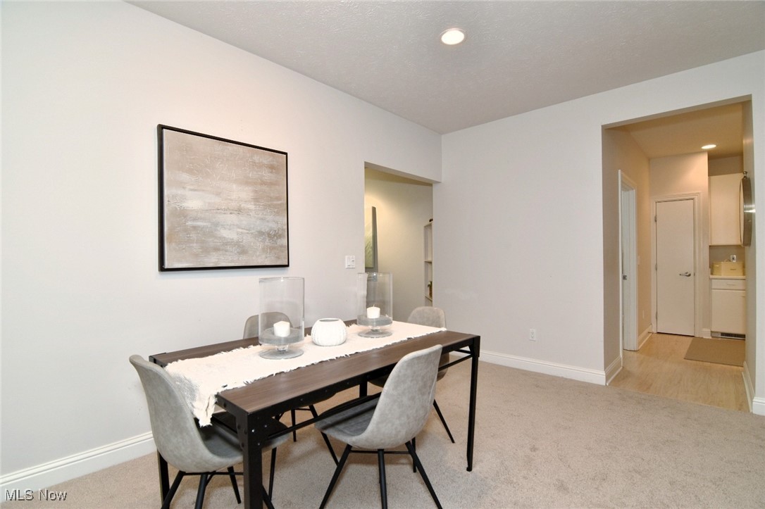 3194 Richmond Road Beachwood OH 44122